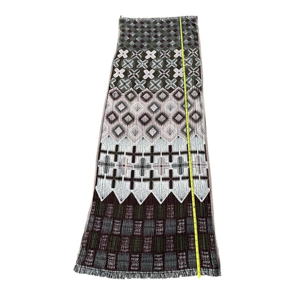 Etereo Rectangle & Multifunctional Geometric Scarf Fringe Trim - Picture 8 of 10